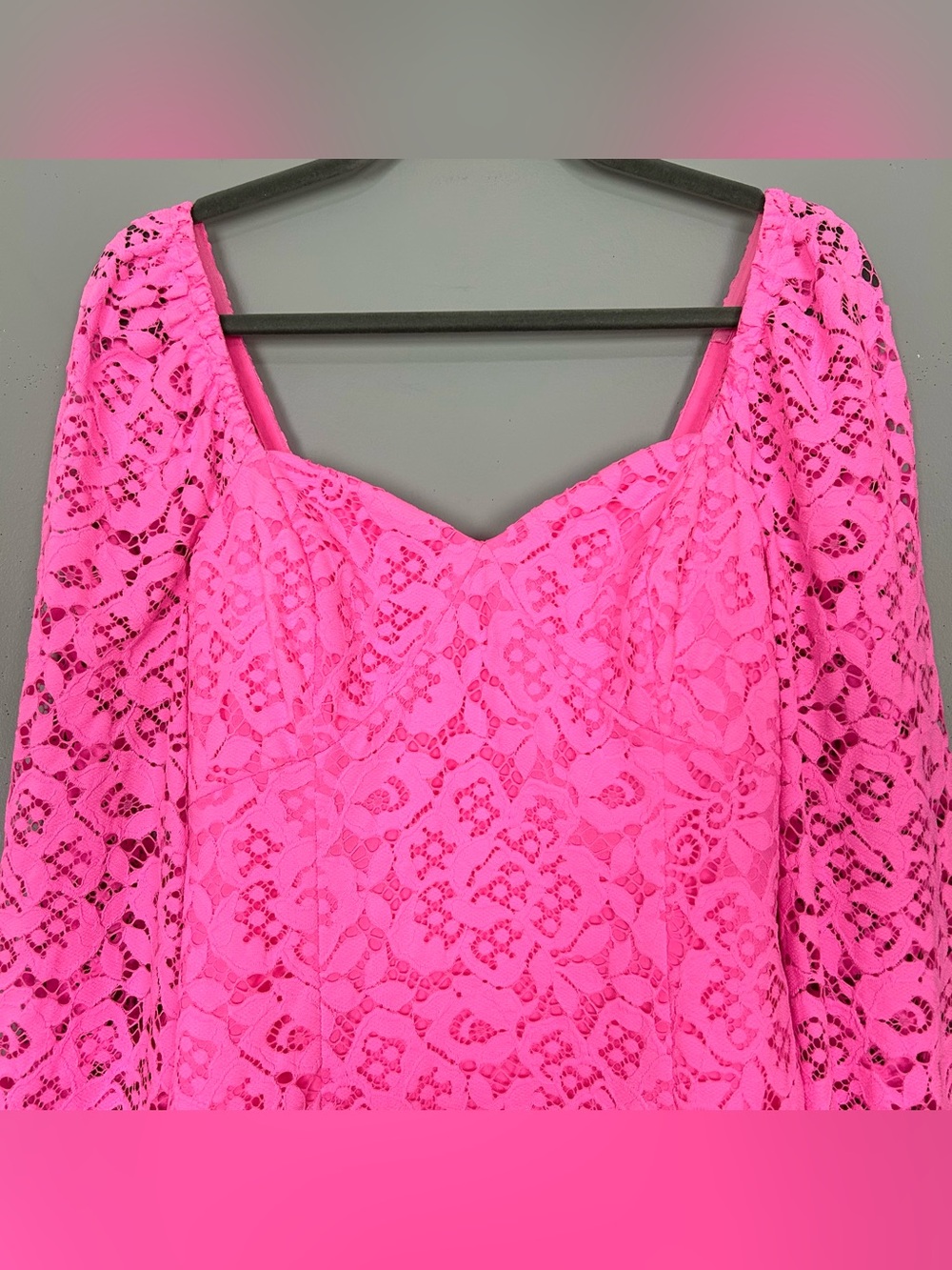 Lilly Pulitzer Juliah Long Sleeve Lace Dress Women’s Size 2 Puff Sleeves Barbie - Picture 3 of 10